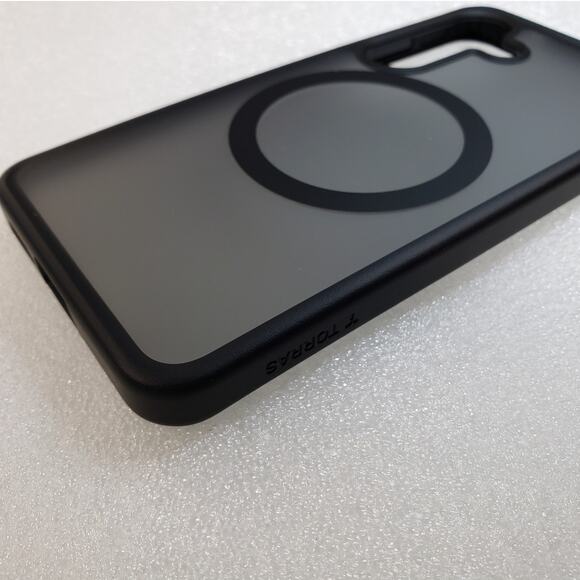 TORRAS Magnetic Shockproof Case For Samsung Galaxy S25 Black. SGS25.BLK - Picture 7 of 11